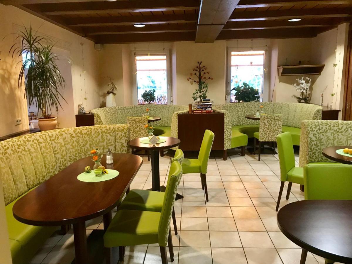 Hotel Moselterrasse Ediger-Eller Ngoại thất bức ảnh
